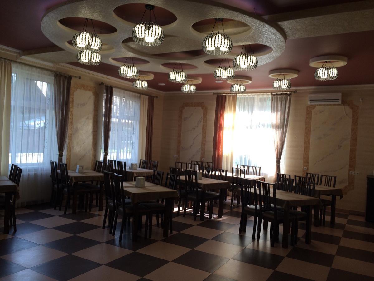Dream Hostel Carpathians Rakhiv Eksteriør billede